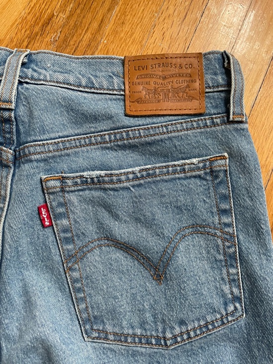 Levi’s Jeans - Picture 3 of 5
